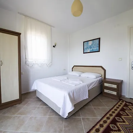 Nil Apartmanhotel *